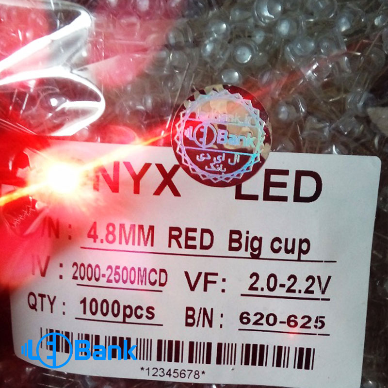 ال ای دی کلاهی قرمز تابلو ثابت در 3 برند اونیکس، kb و hg